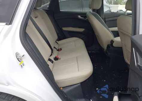 2024 Audi Q4 E-Tron Premium Plus 55 Quattro из США, поврежденный, VIN WA1LUBFZ0RP057848